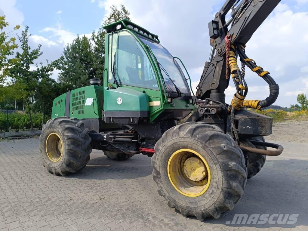 John Deere 770 D Miško technika (Harvesteriai)