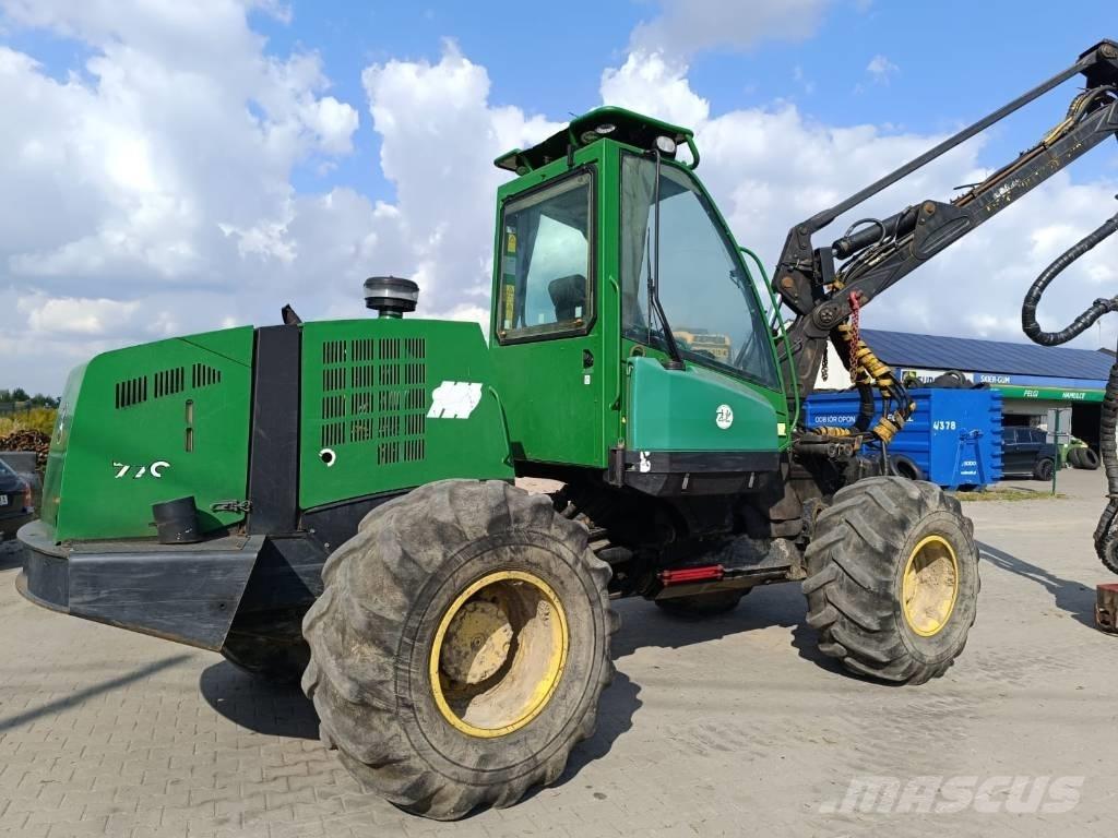 John Deere 770 D Miško technika (Harvesteriai)