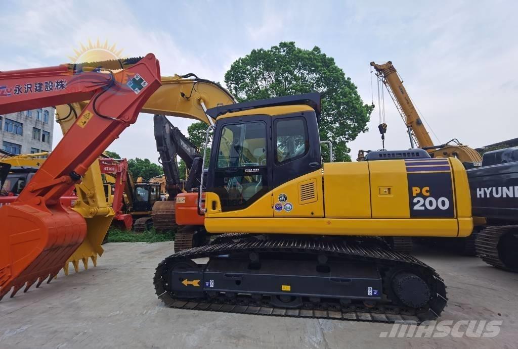 Komatsu PC 200-7 Vikšriniai ekskavatoriai