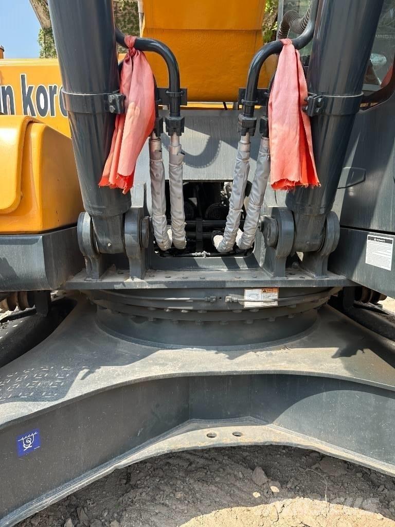 Hyundai 305LC-9S Vikšriniai ekskavatoriai