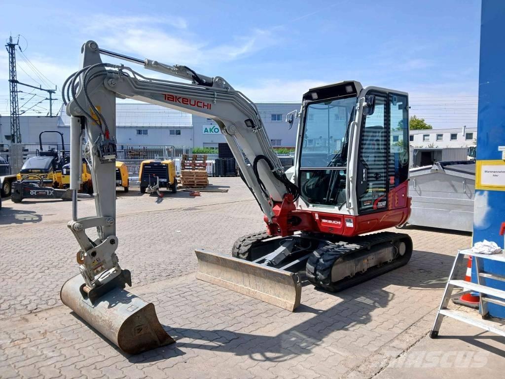 Takeuchi TB 240 DPF Mini ekskavatoriai < 7 t