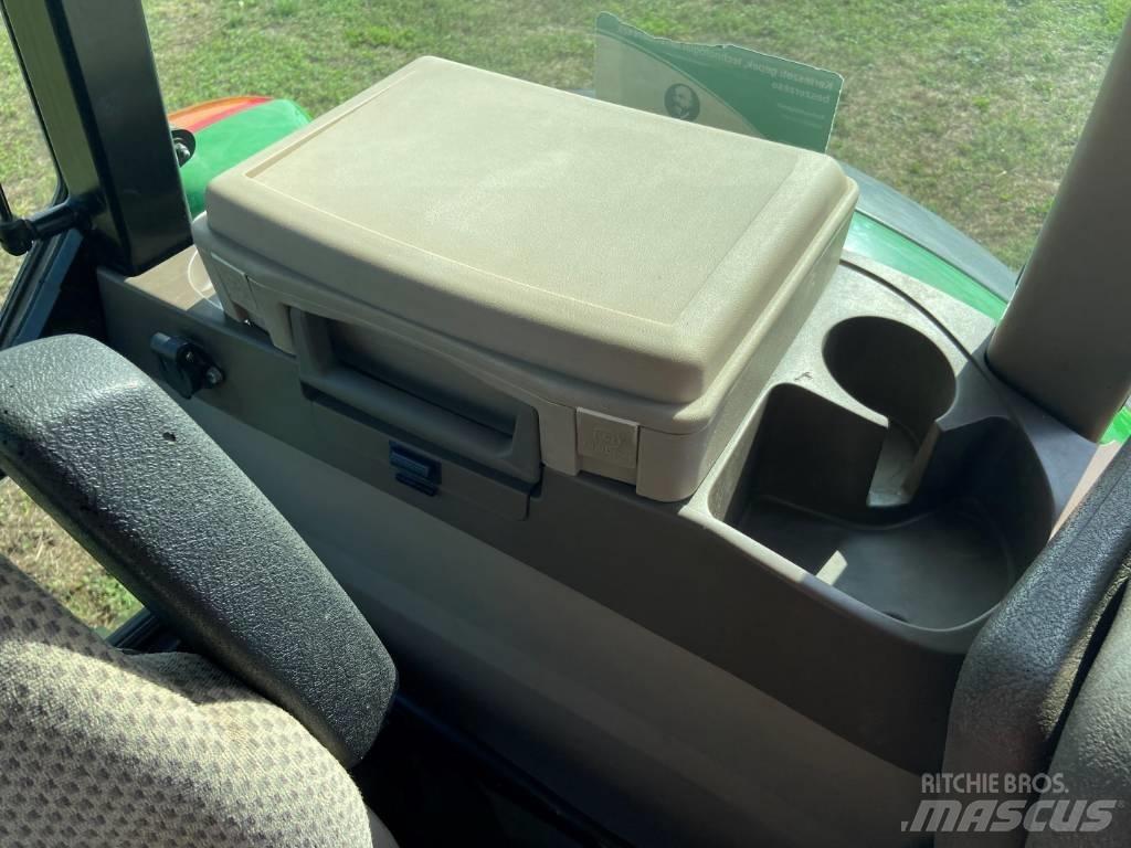 John Deere 6100 RC Traktoriai