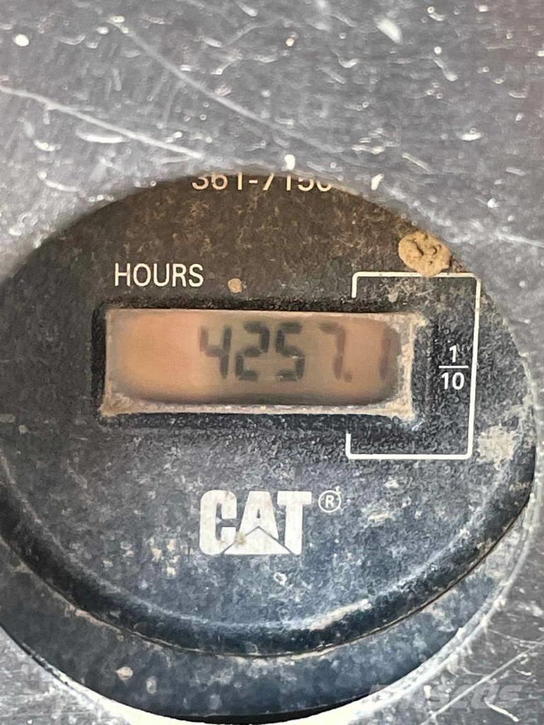 CAT 304 E CR Vikšriniai ekskavatoriai