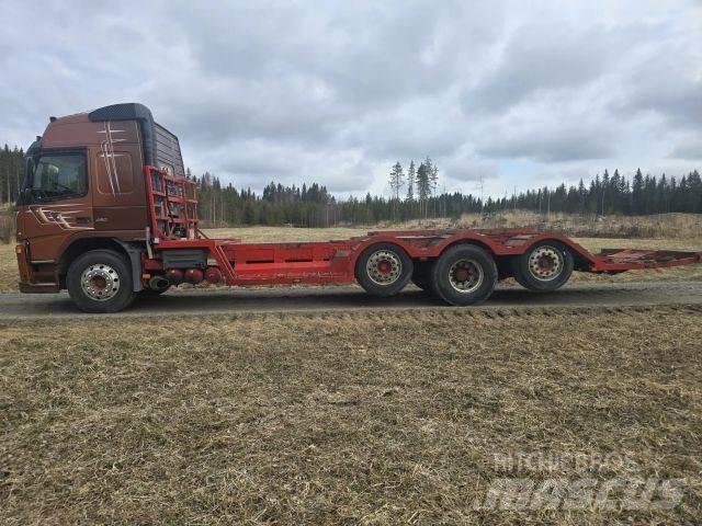 Volvo FM12 8x2 Miško mašinų transportavimo sunkvežimiai