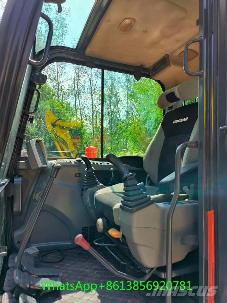 Doosan DX 60 Vikšriniai ekskavatoriai