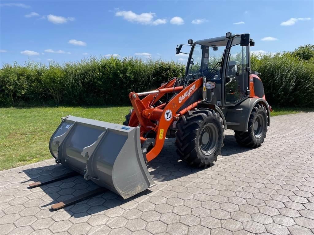 Atlas AR400 Naudoti ratiniai krautuvai