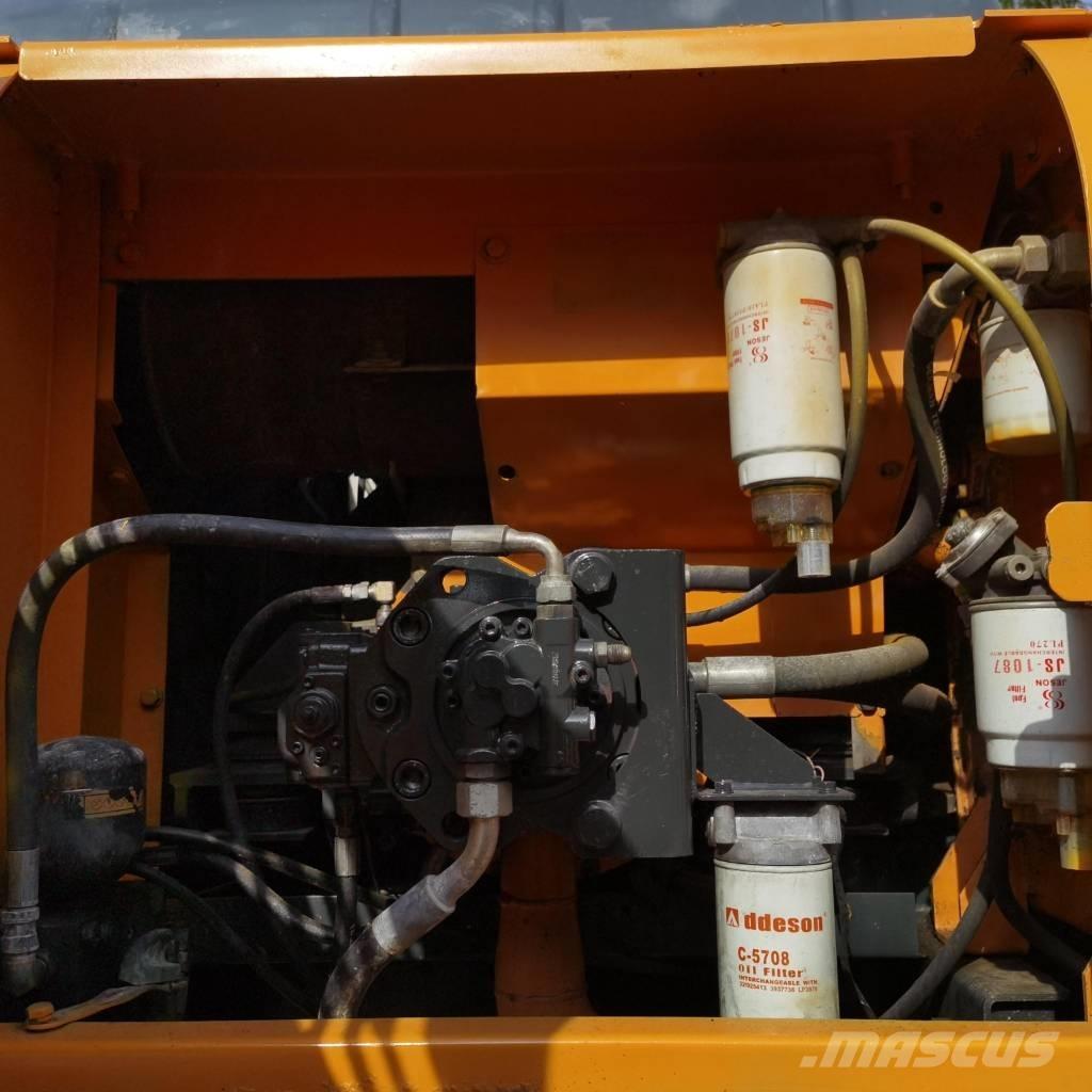 Hyundai R220LC-9S Vikšriniai ekskavatoriai