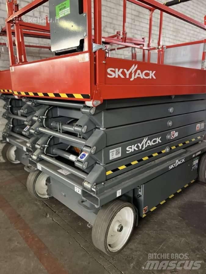SkyJack SJ4732 Žirkliniai keltuvai