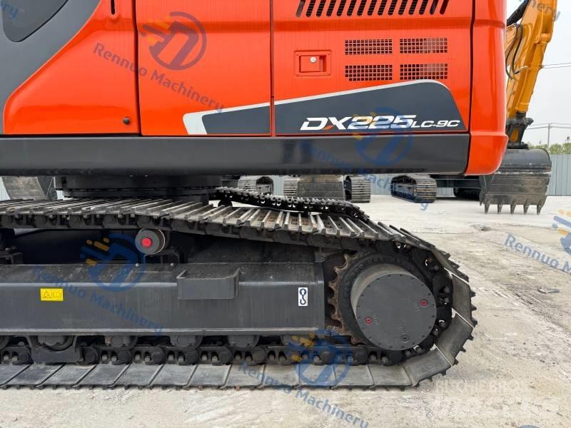 Doosan DX 225 LC-9C Vikšriniai ekskavatoriai