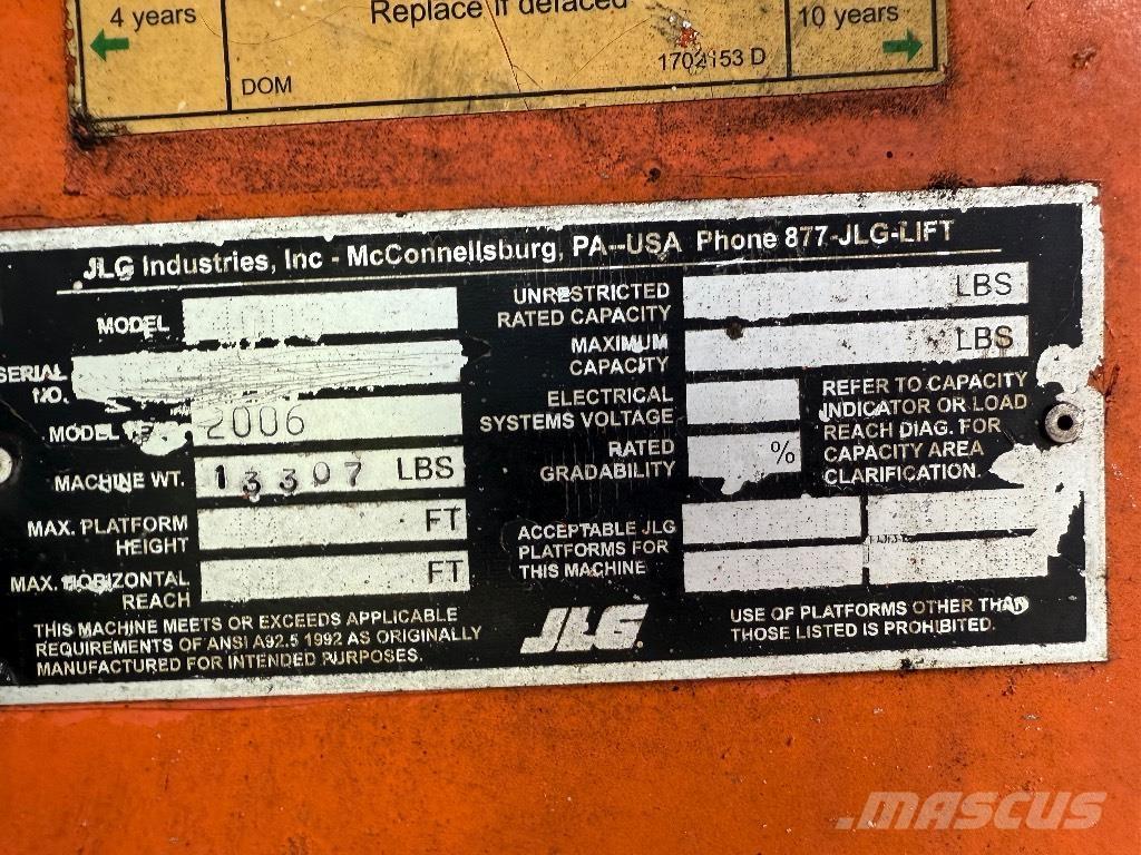 JLG 400 S Teleskopiniai keltuvai