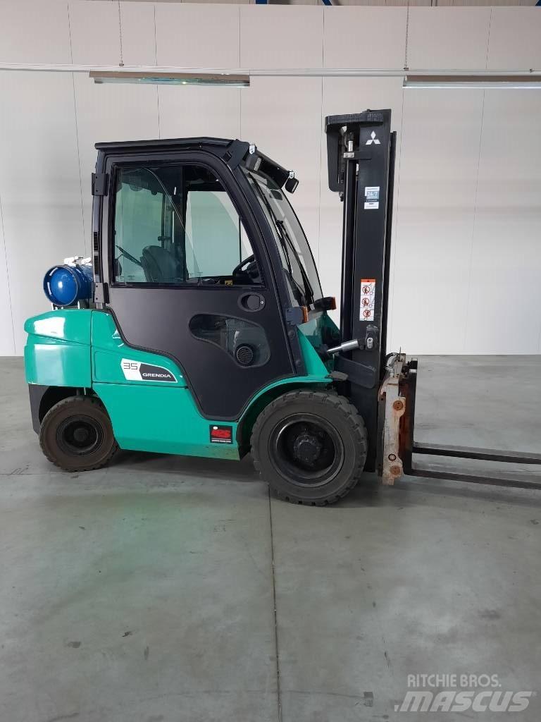 Mitsubishi FG35NT LPG (dujiniai) krautuvai