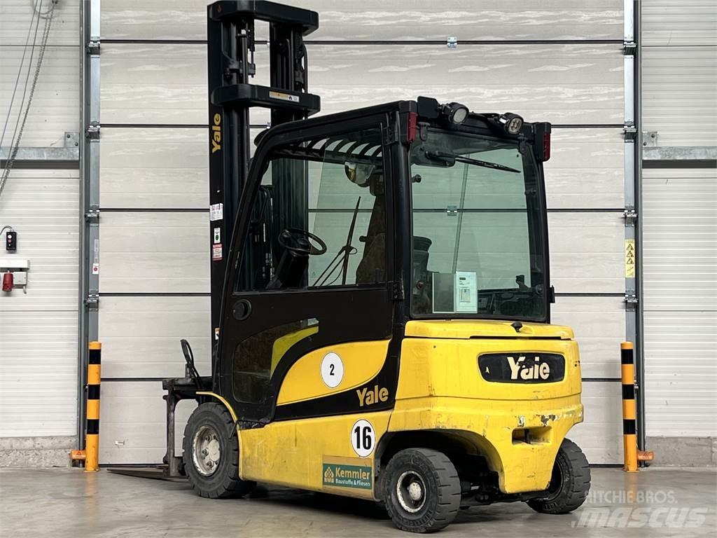 Yale ERP30VL Elektriniai šakiniai krautuvai