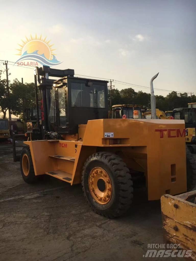 TCM FD 150 Dyzeliniai krautuvai