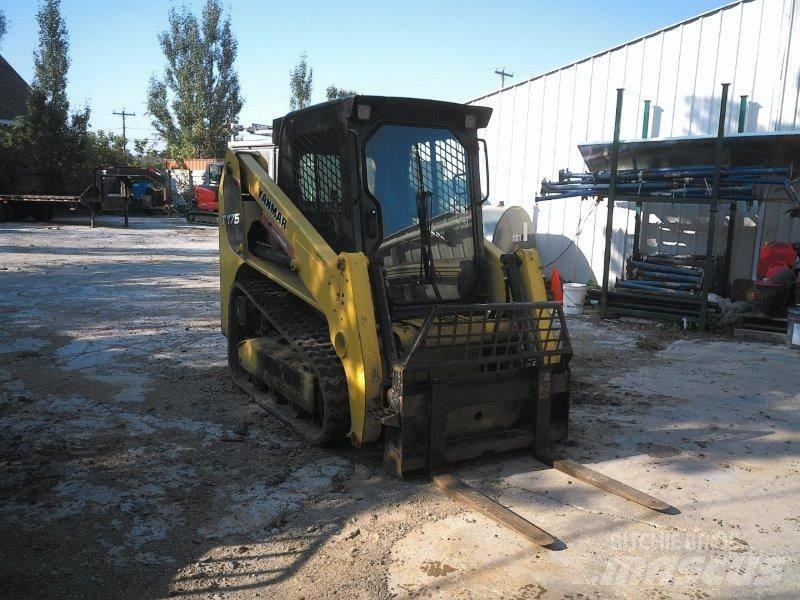 Yanmar T 175 Krautuvai su šoniniu pasukimu
