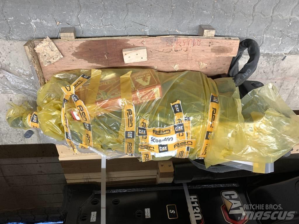 CAT H55S Hidrauliniai kūjai / Trupintuvai