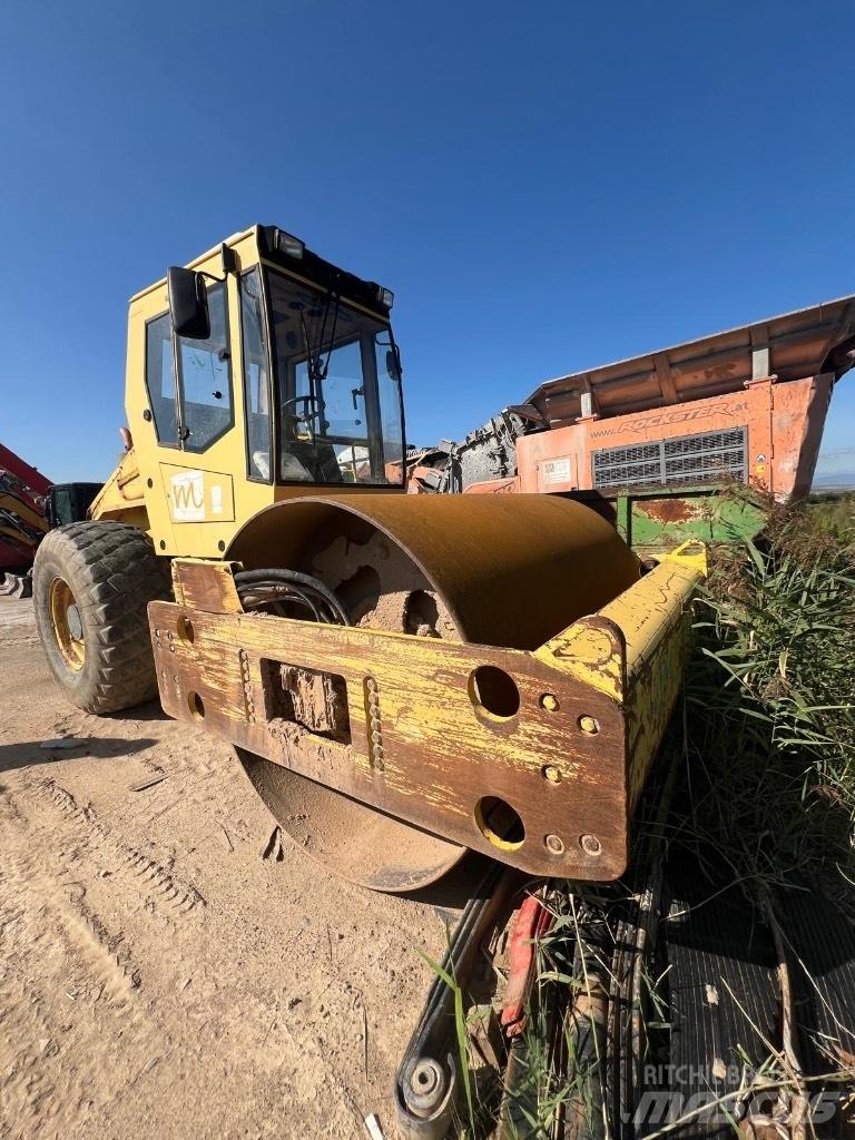 Bomag BW 211 D-3 Vieno būgno volai