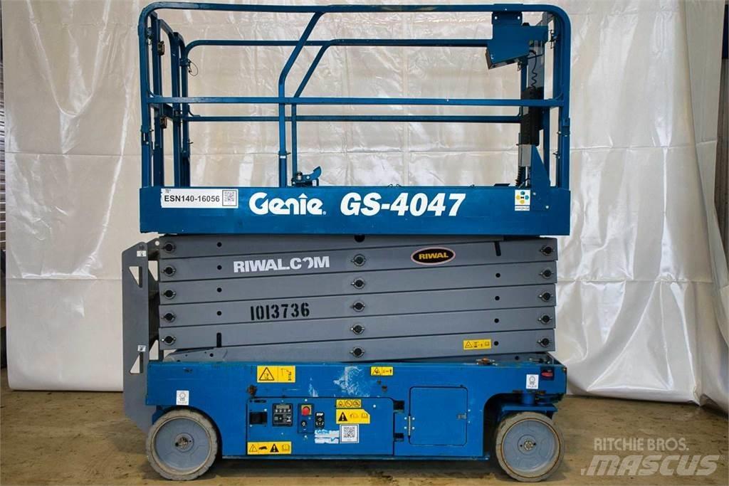 Genie GS4047 Žirkliniai keltuvai