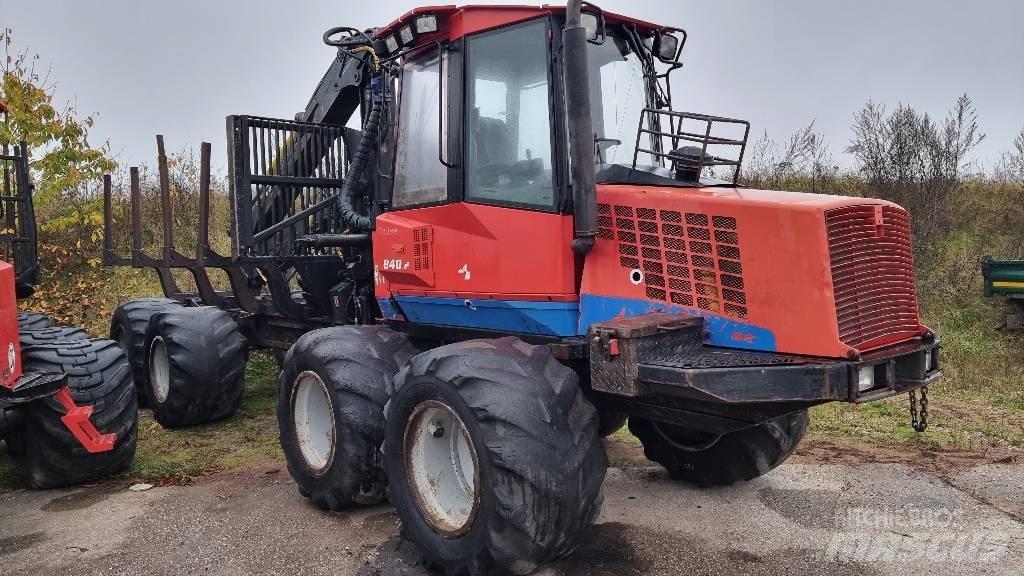 Valmet 840.2 Naudoti miškovežiai (Forvarderiai)
