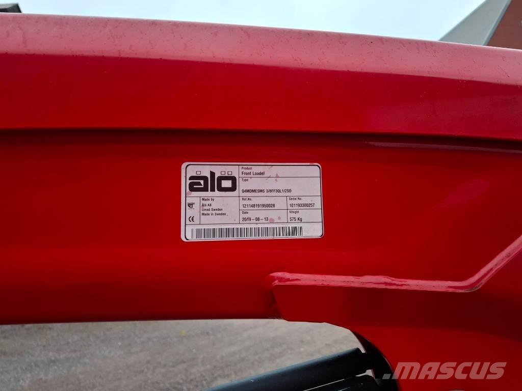 Massey Ferguson 5713 Traktoriai