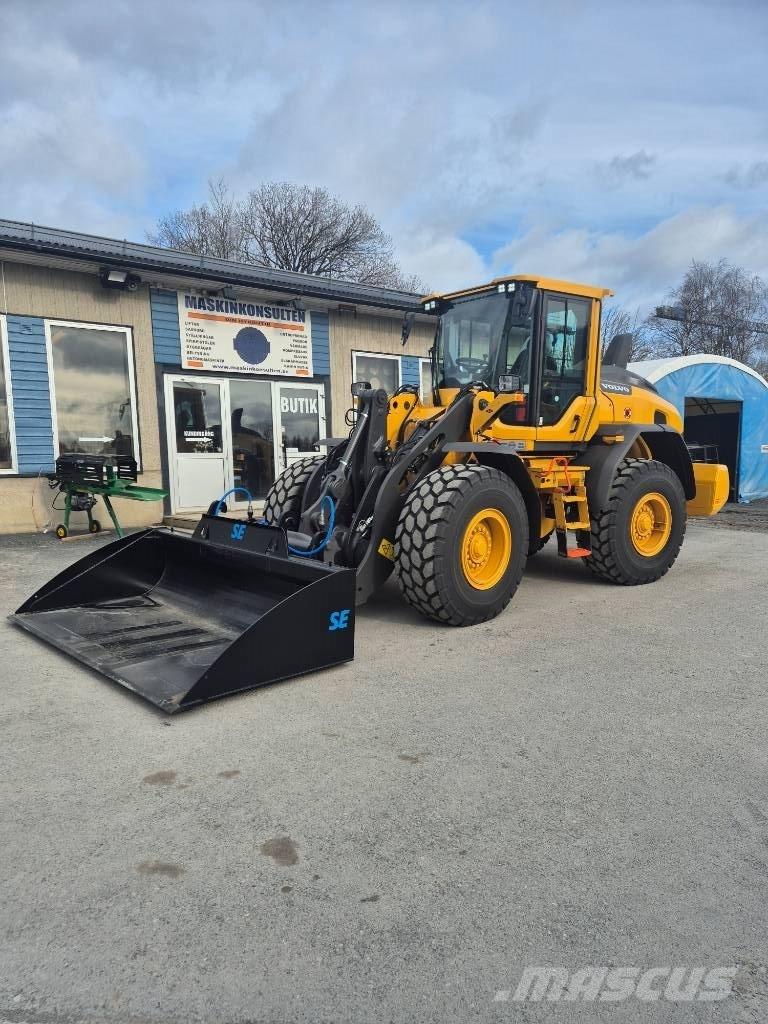 Volvo L 90 H Naudoti ratiniai krautuvai