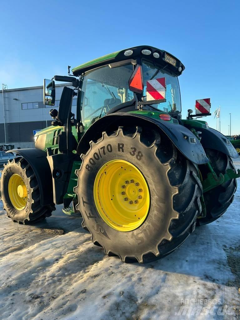 John Deere 6250 R Traktoriai