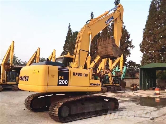 Komatsu PC 200-7 Vikšriniai ekskavatoriai