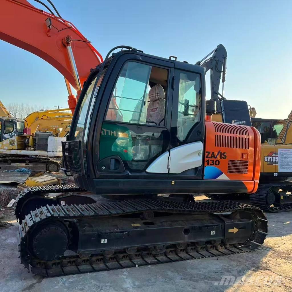 Hitachi ZX 130 Vidutinės galios ekskavatoriai 7-12 t