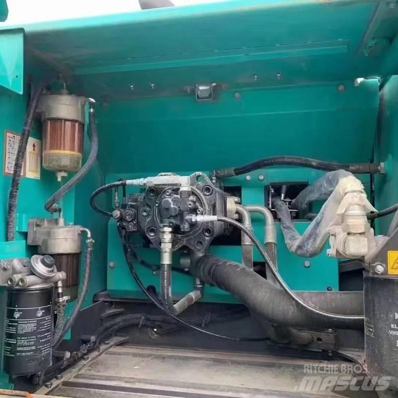 Kobelco SK 260 Vikšriniai ekskavatoriai