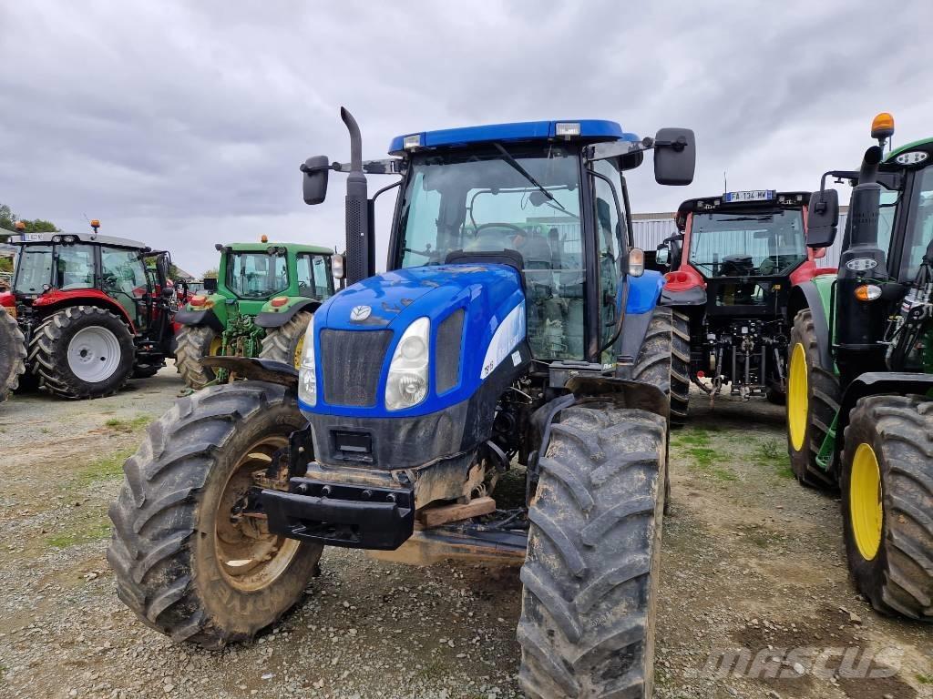 New Holland TSA 115 Traktoriai