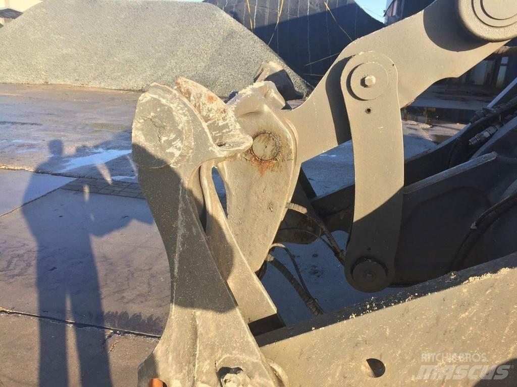 Volvo L 120 F Naudoti ratiniai krautuvai