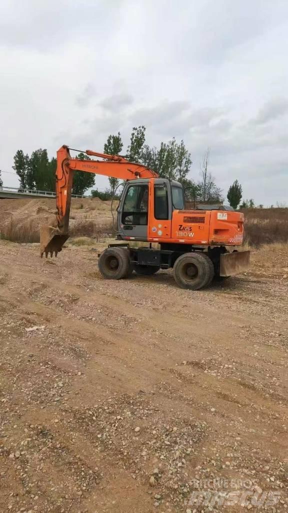 Hitachi ZX130W Ratiniai ekskavatoriai
