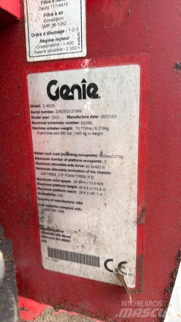 Genie Z 45 Alkūniniai keltuvai