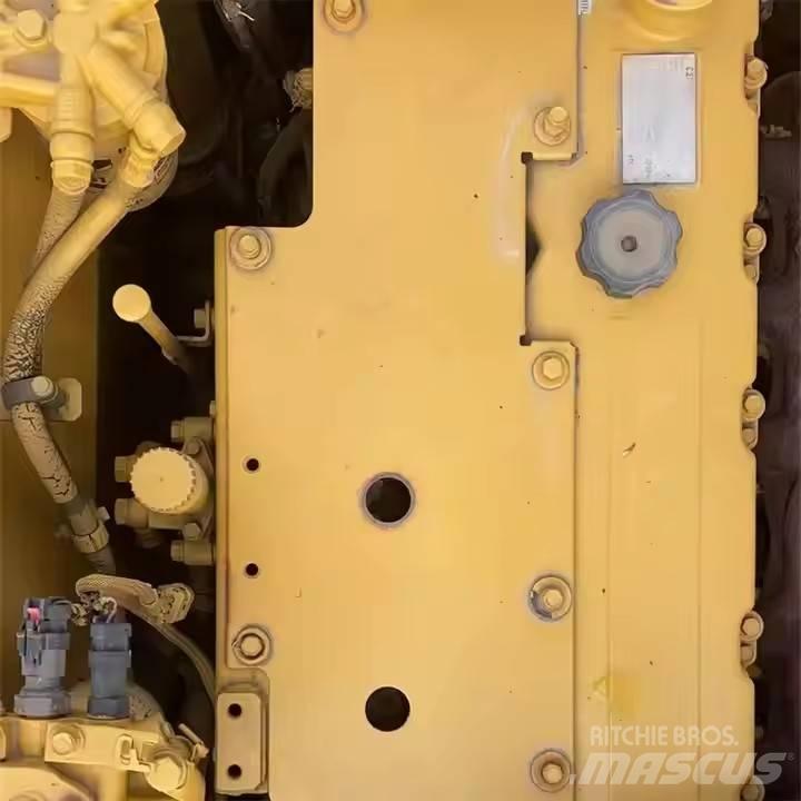 CAT CAT323D2L Vidutinės galios ekskavatoriai 7-12 t