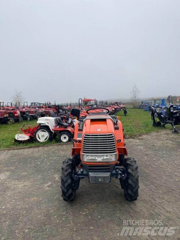 Kubota Aste A15 Naudoti kompaktiški traktoriai