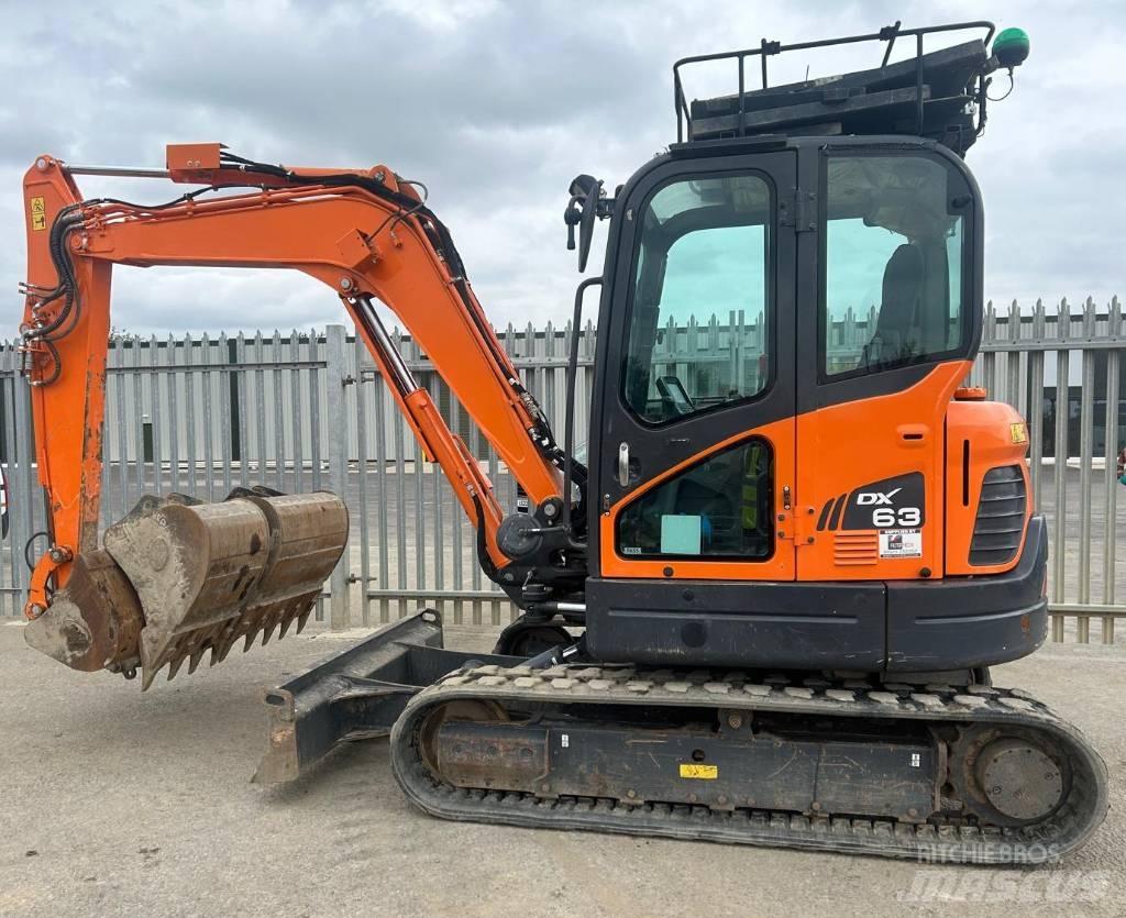 Doosan DX 63-3 Vikšriniai ekskavatoriai