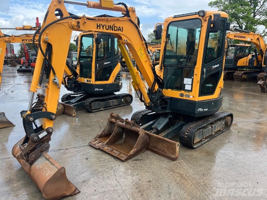 Hyundai R25Z-9 AK Mini ekskavatoriai < 7 t