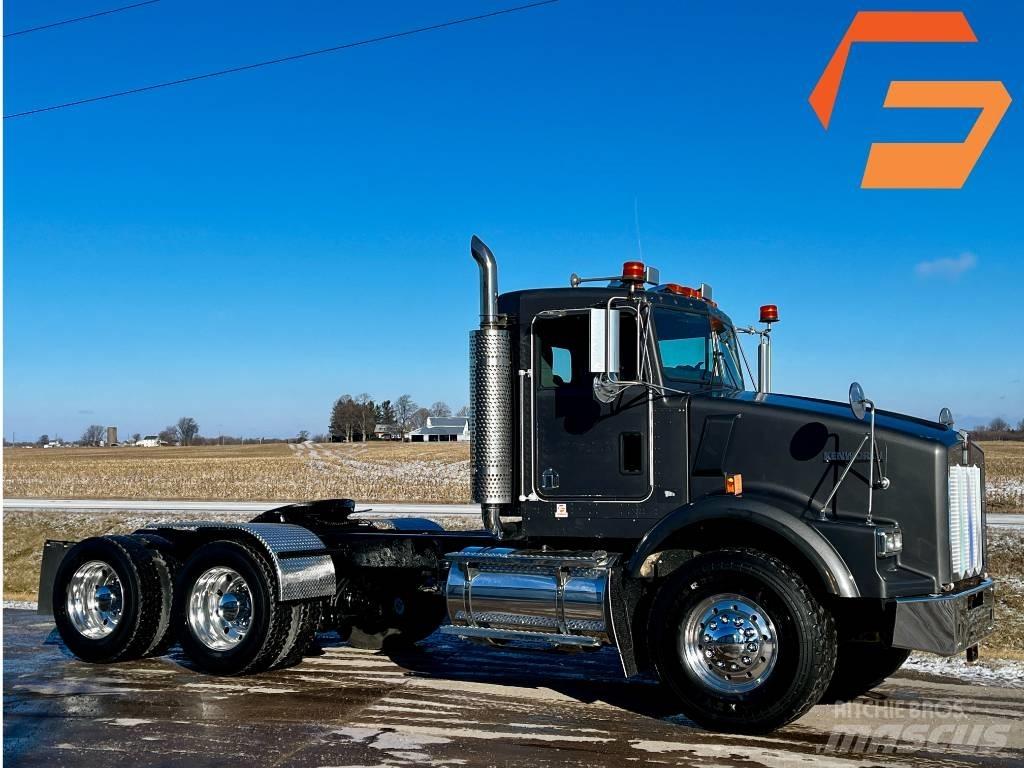 Kenworth T 800 Naudoti vilkikai
