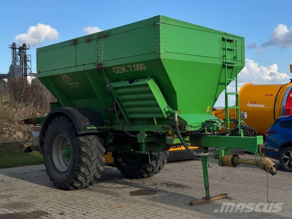 Gustrower GDK 7000 Mineralinių trąšų barstytuvai