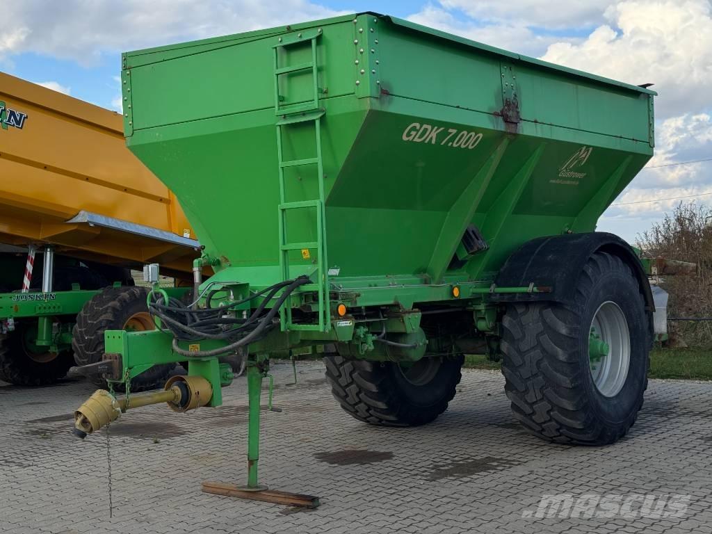 Gustrower GDK 7000 Mineralinių trąšų barstytuvai