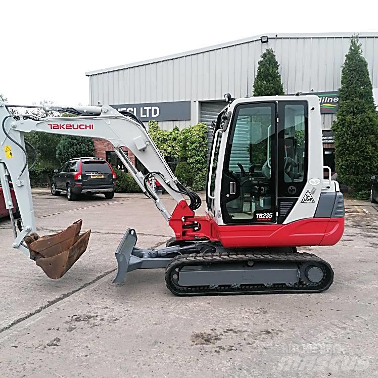 Takeuchi TB235 Mini ekskavatoriai < 7 t