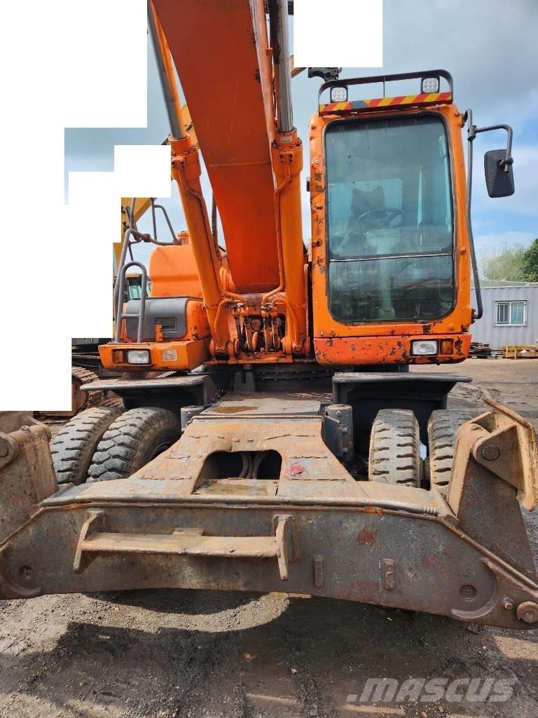 Doosan DX 210WA Ratiniai ekskavatoriai