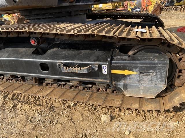 Hitachi ZX240 Vikšriniai ekskavatoriai