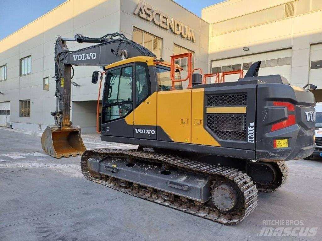 Volvo EC200E NL Vikšriniai ekskavatoriai