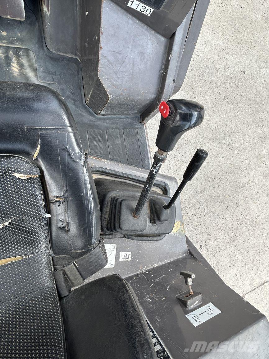 Manitou MH25-4 Visureigiai krautuvai