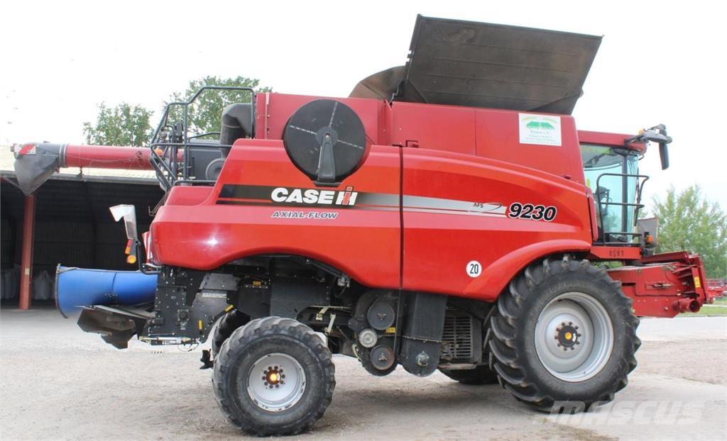 Case IH AF 9230 Derliaus nuėmimo kombainai