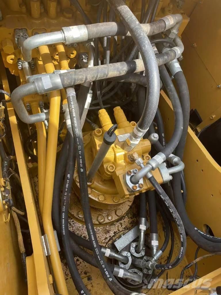 CAT 320D Vikšriniai ekskavatoriai