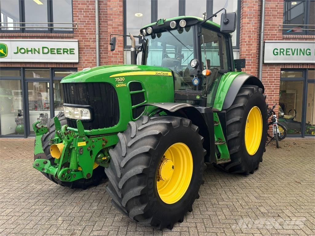 John Deere 7530 Traktoriai