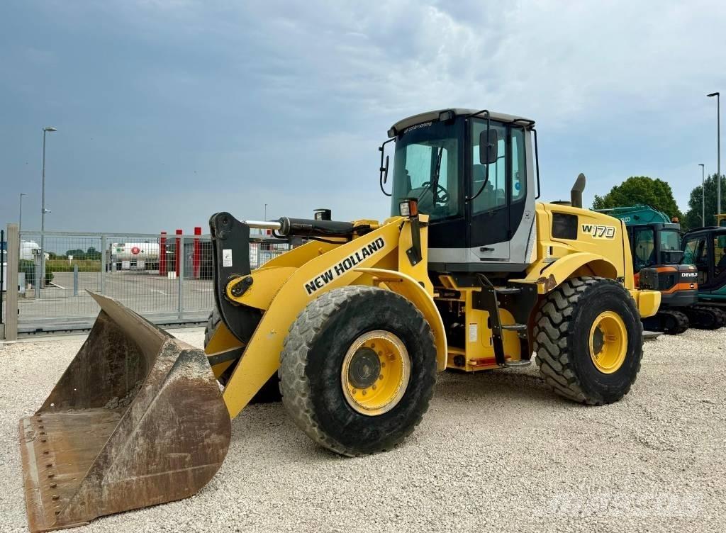 New Holland W 170 Naudoti ratiniai krautuvai