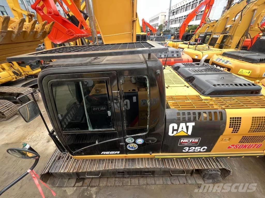 CAT 325 C Vikšriniai ekskavatoriai