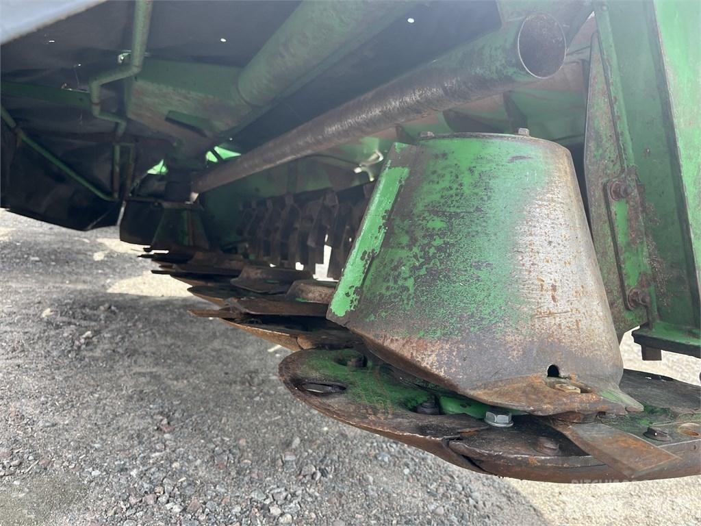 John Deere CC388, Formuojančios žoliapjovės